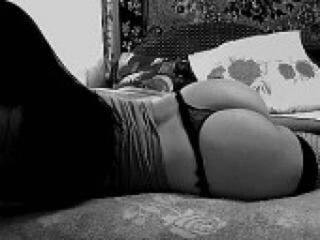 Ερωτική συνομιλία μέσω βίντεο xhotgirl