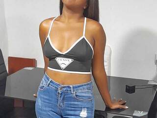 Ερωτική συνομιλία μέσω βίντεο Ximena-Mafra