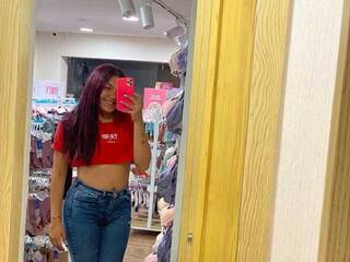 Ερωτική συνομιλία μέσω βίντεο ximenita2