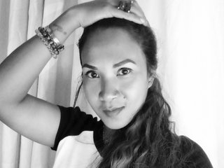 Ερωτική συνομιλία μέσω βίντεο Xmillo