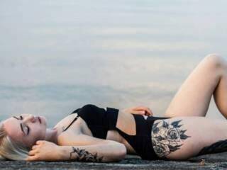 Ερωτική συνομιλία μέσω βίντεο xsatax