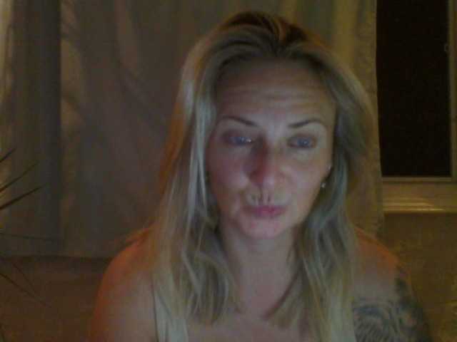 Εκπομπές οθόνης XswetaX