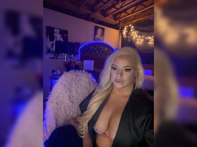 Φωτογραφίες xtinastar lush 3 in! HORNY ! Cum show @ GOAL @remain ALL tips help !!pvts open!TIP FOR ALL request! Help me WIN the Queen of Queens contest! Dream tip 20,000! 400 PVT snapChat ! Onlyfansxxxtina64 50% off!! Twitter @xxxtina64 onlyfans @xxxtina64