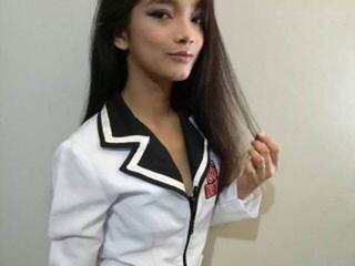 Ερωτική συνομιλία μέσω βίντεο xUrDesirex