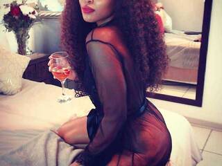 Ερωτική συνομιλία μέσω βίντεο Sadeh_