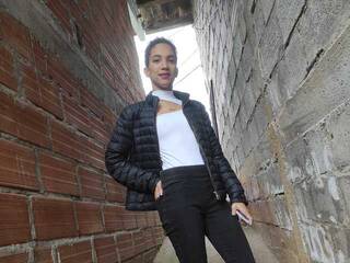 Ερωτική συνομιλία μέσω βίντεο Yandrea