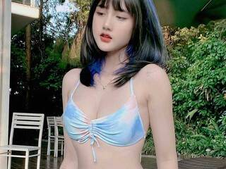 Ερωτική συνομιλία μέσω βίντεο Yanhnhi