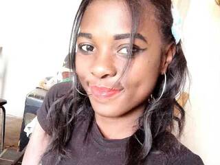 Ερωτική συνομιλία μέσω βίντεο Yannapretty