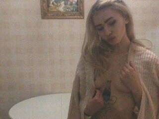 Ερωτική συνομιλία μέσω βίντεο Yanochka735