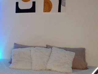 Ερωτική συνομιλία μέσω βίντεο yaslove