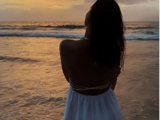 Ερωτική συνομιλία μέσω βίντεο Kissa_swaga