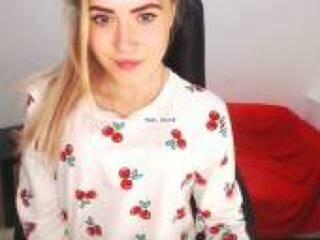 Ερωτική συνομιλία μέσω βίντεο yommmy