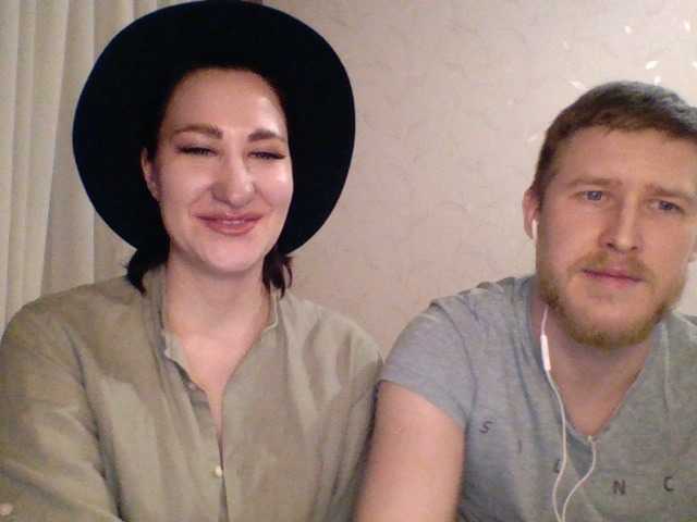 Εκπομπές οθόνης TwoGeniuses