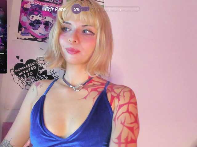 Φωτογραφίες YourRosenrot Hello there, use my chat bots to get more fun! My goal is squirt show, lets make countdown go 0