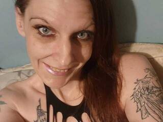 Ερωτική συνομιλία μέσω βίντεο Yourstruly9020