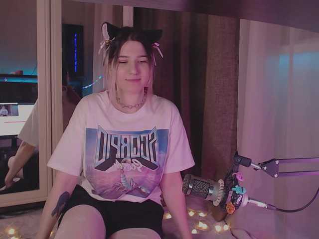 Εκπομπές οθόνης YukiMoore