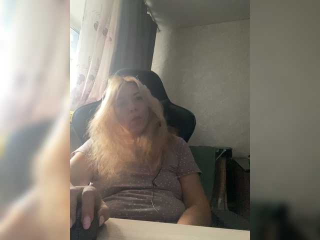 Εκπομπές οθόνης Yuliya161