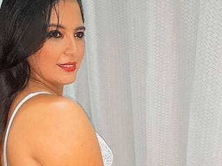 Ερωτική συνομιλία μέσω βίντεο ZahiraChannel