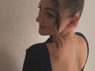 Ερωτική συνομιλία μέσω βίντεο ZaRa94