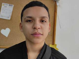 Ερωτική συνομιλία μέσω βίντεο Zoe-alaia