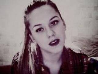 Ερωτική συνομιλία μέσω βίντεο zozefin