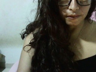 Ερωτική συνομιλία μέσω βίντεο Zusansdoll78